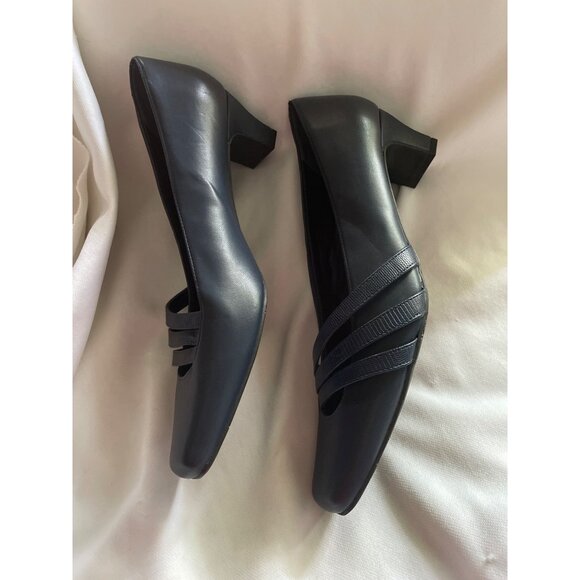 Easy Street Womens Navy Heels Square Toe Block Heel Comfort Shoes Size 11 - Picture 2 of 7